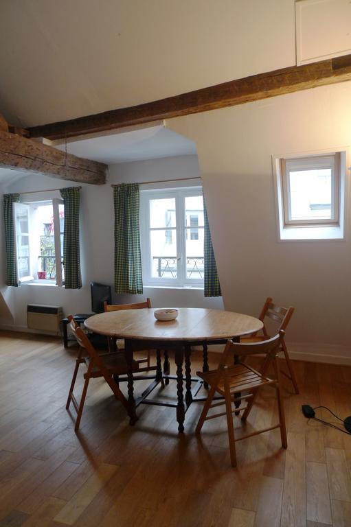 Apartamento Le Jardin Du Marais París Habitación foto