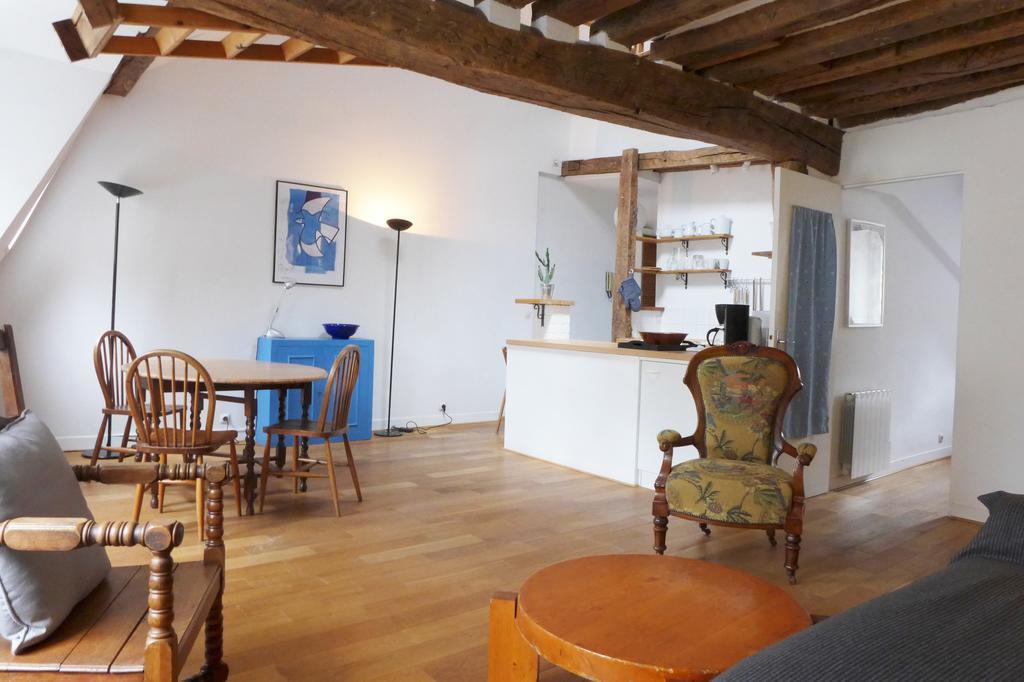 Apartamento Le Jardin Du Marais París Habitación foto